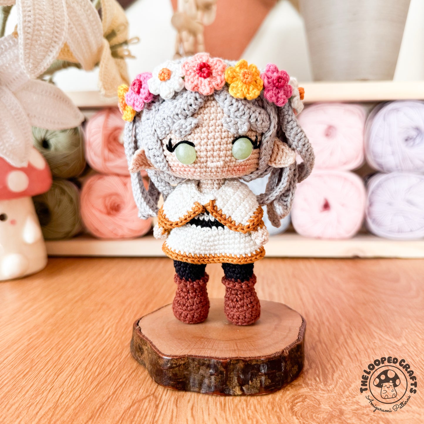 Mini Amigurumi Crochet The Hero and Elf Mage