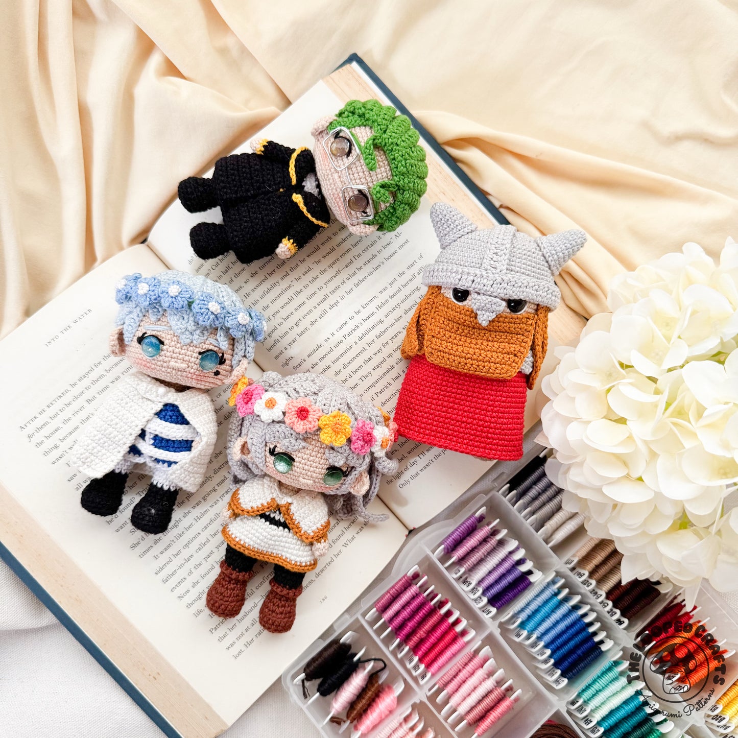 Mini Amigurumi Crochet The Hero and Elf Mage Party