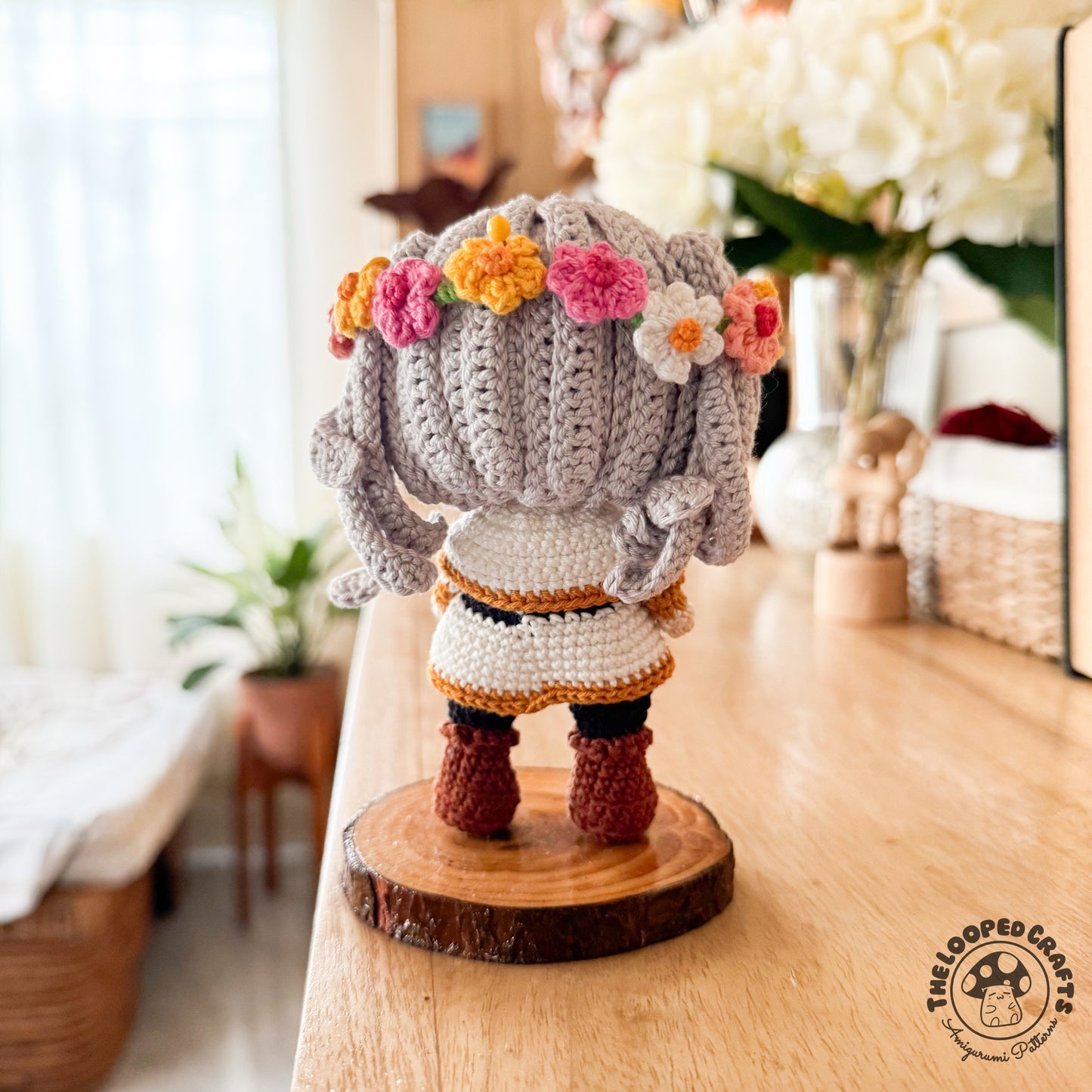 Mini Amigurumi Crochet Elf Mage