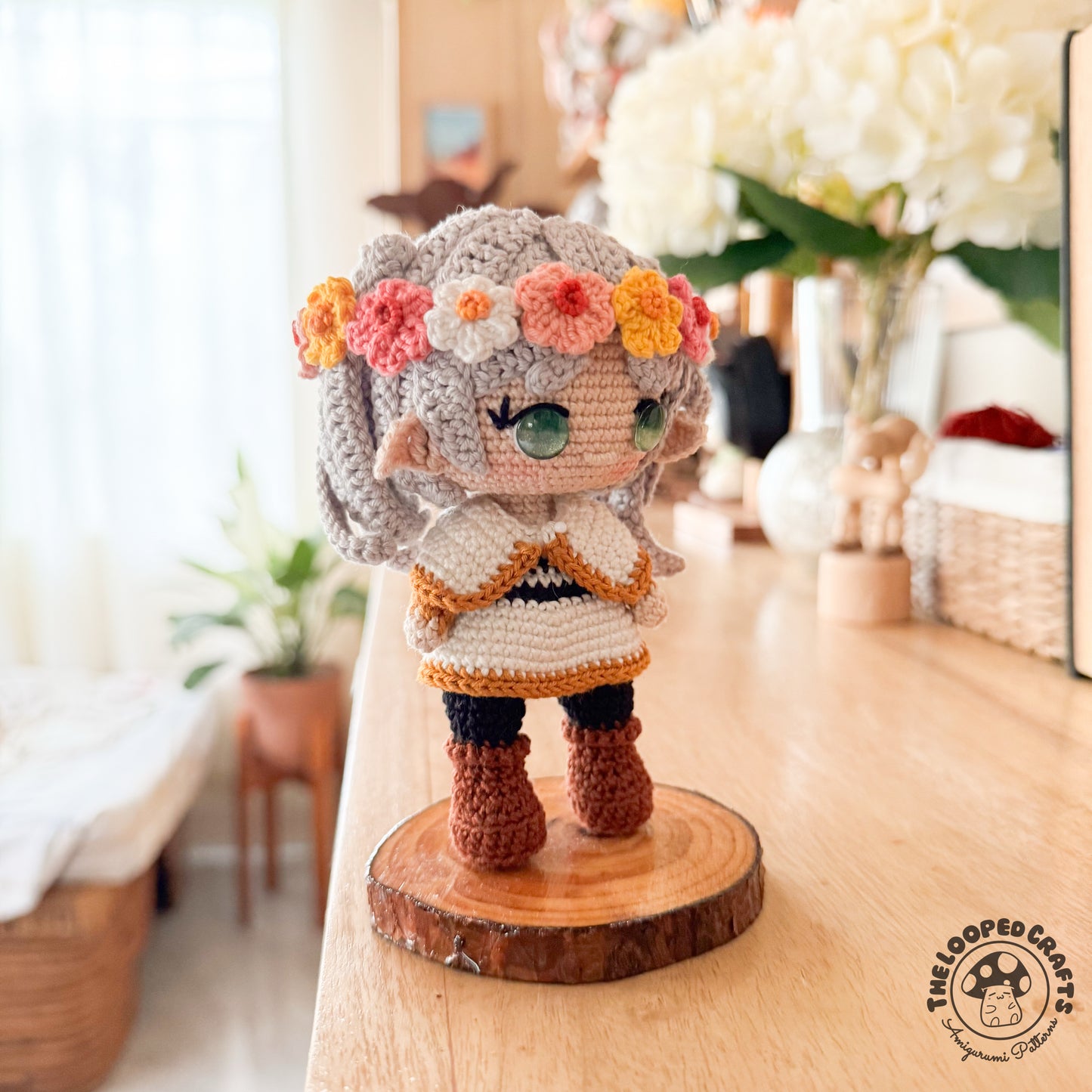 Mini Amigurumi Crochet Elf Mage